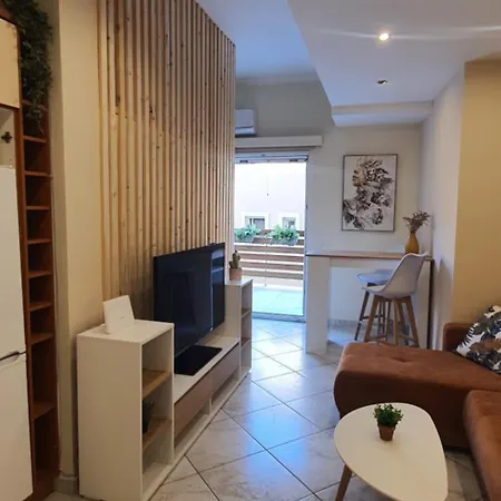 Kanoni Apartment *